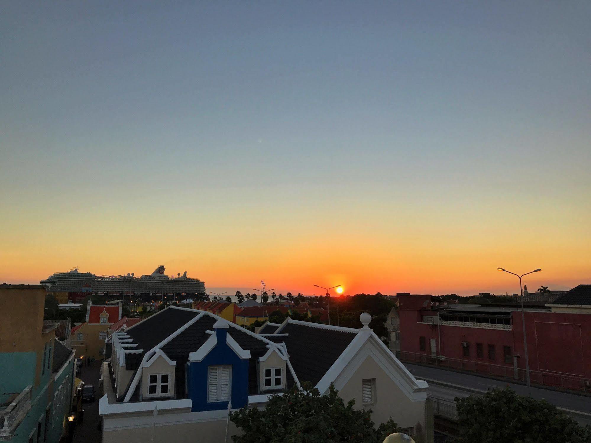 Curacao Suites Hotel Willemstad Luaran gambar